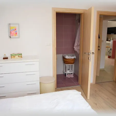 Viro Apartment *