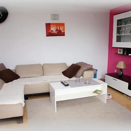 Viro Appartement *